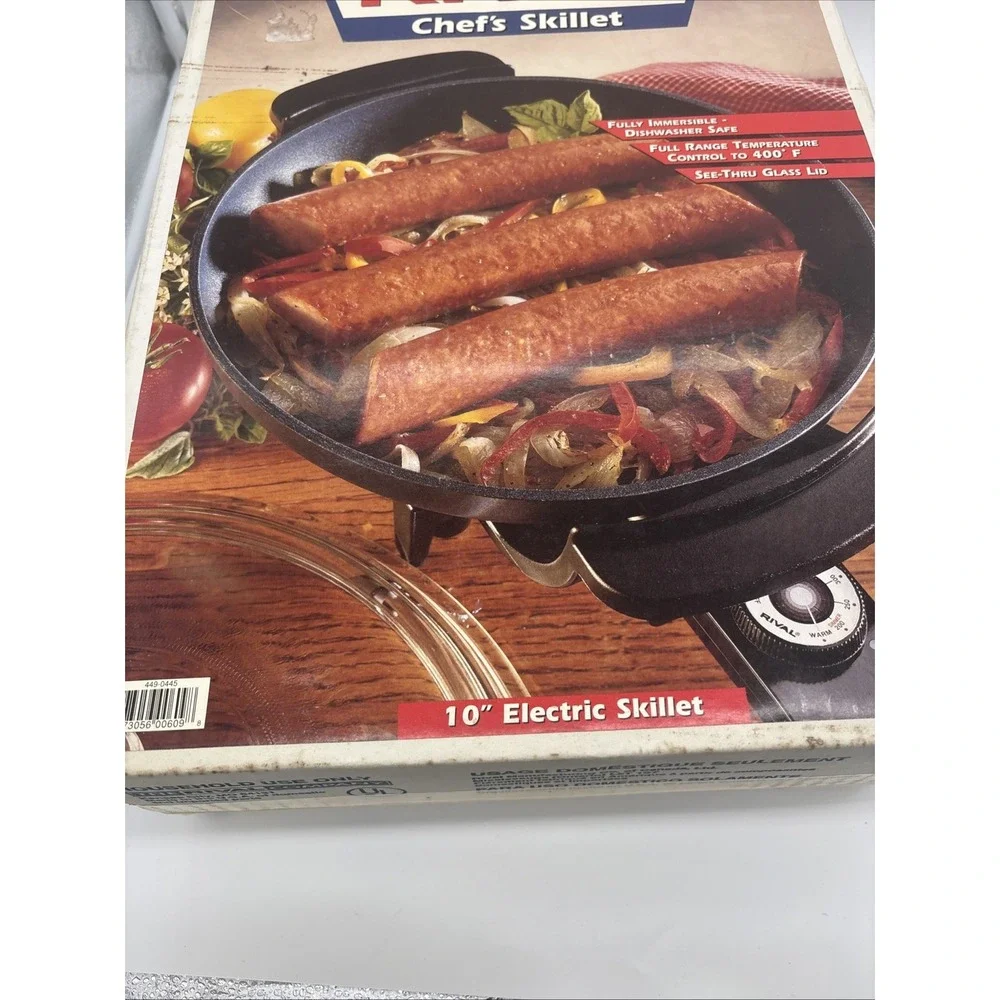 Rival Vintage Chef Skillet Made In USA  10 Inch  With Lid Old Stock Open‎ Box.